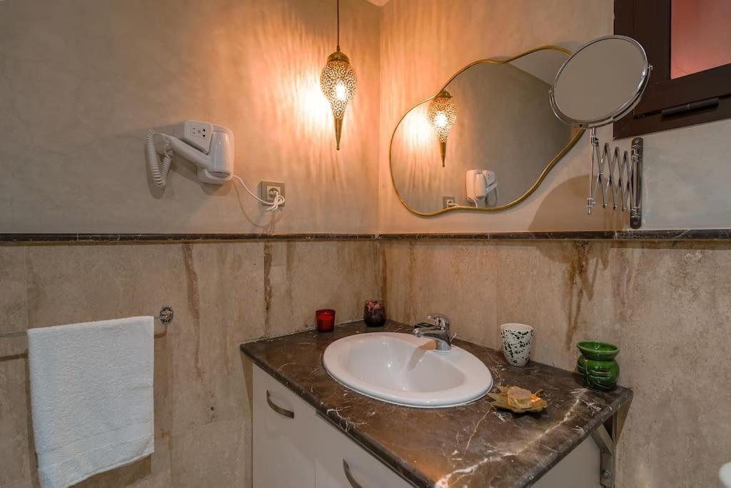 Appartement Darsublime Au Coeur De Marrakech Jacuzzi Prive à Marrakesh Extérieur photo